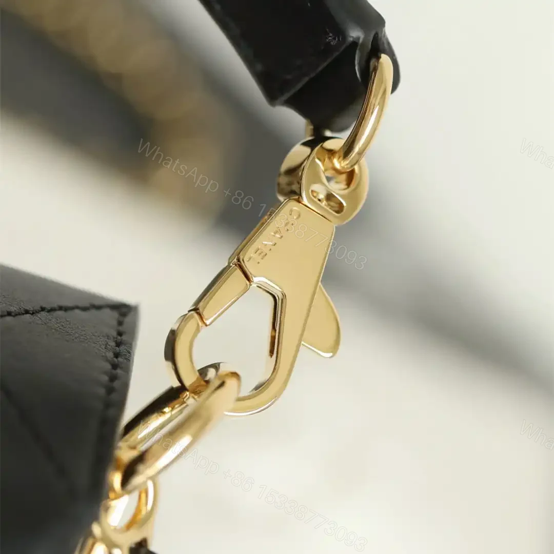 View 11 of 高仿Chanel*26S系列AS6255小牛皮飯盒包黑色免檢版