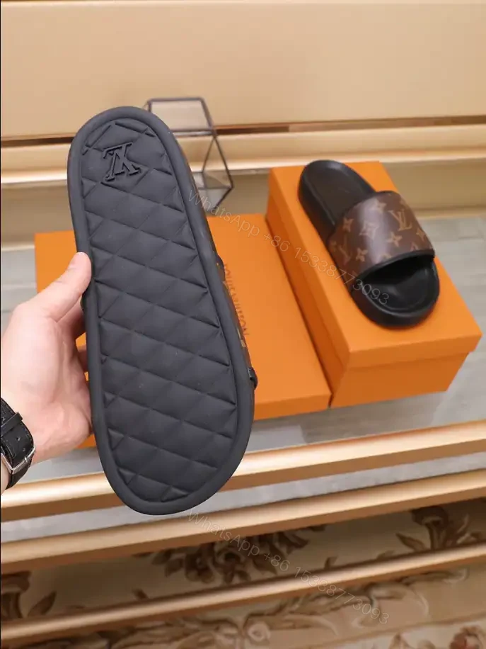 View 7 of LV WATERFRONT MULE – LVS41