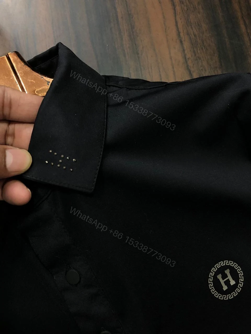 View 8 of FIRST COPY HERMES VERY EXCLUSIVE POLOS T-SHIRT