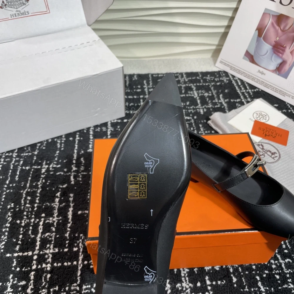 View 9 of 高仿Hermes*Kelly系列H251002Z02小牛皮休閒單鞋黑色免檢版