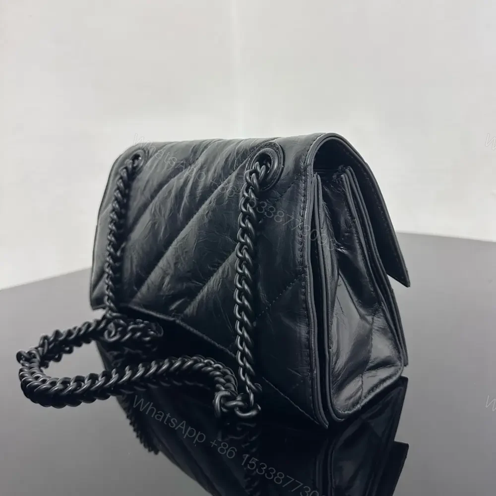 View 4 of 高仿BalenciagaCrush沙漏包油蠟黑XS