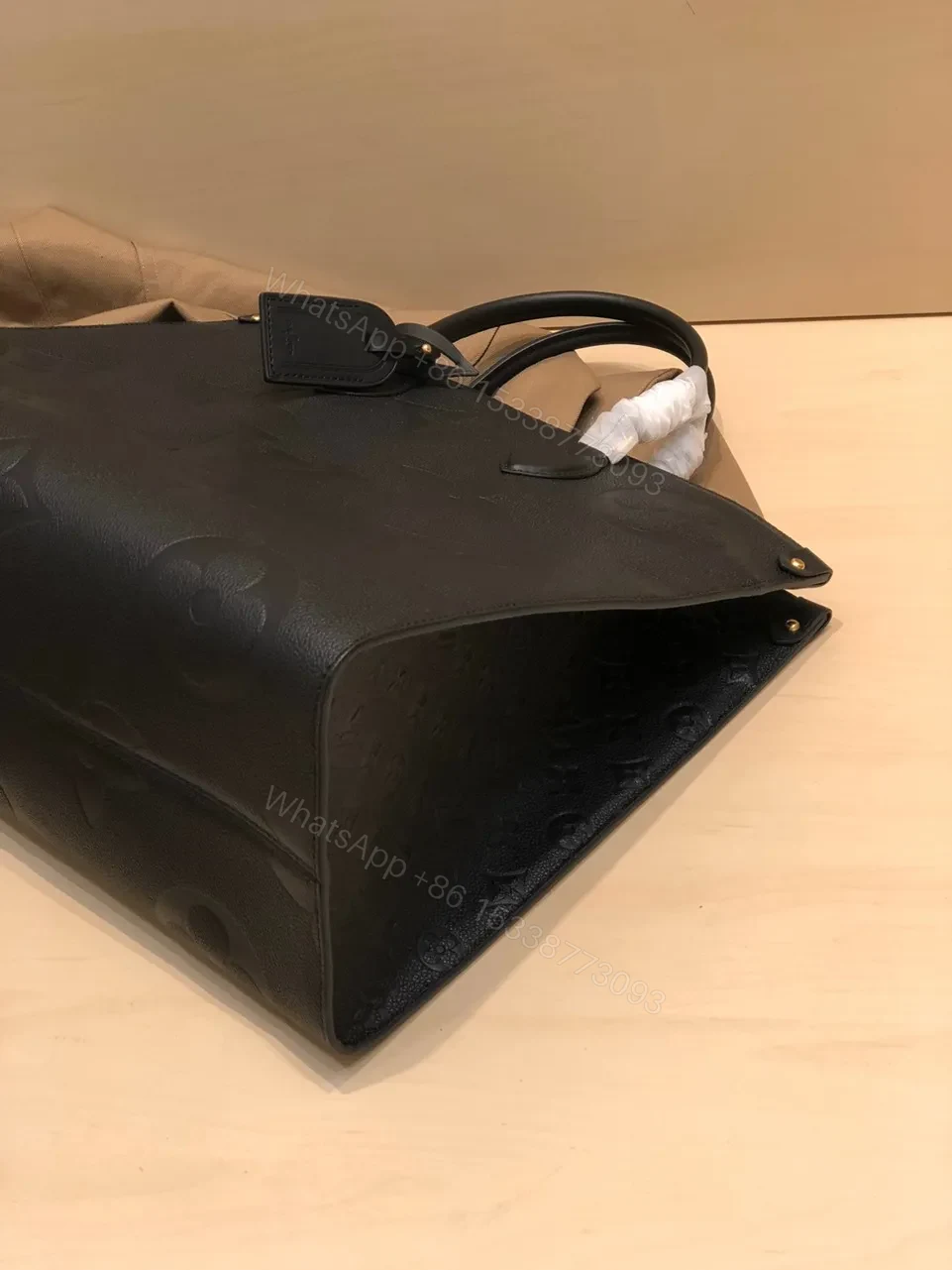 View 8 of Louis Vuitton LV On The Go PM Tote Bag Replica 1:1 Black Handbags 35cm