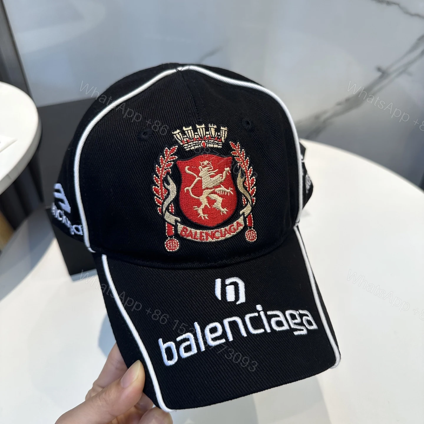BALENCIAGA 高仿 男款 刺繡LOGO棒球帽 黑色百搭休閒帽 — view 1