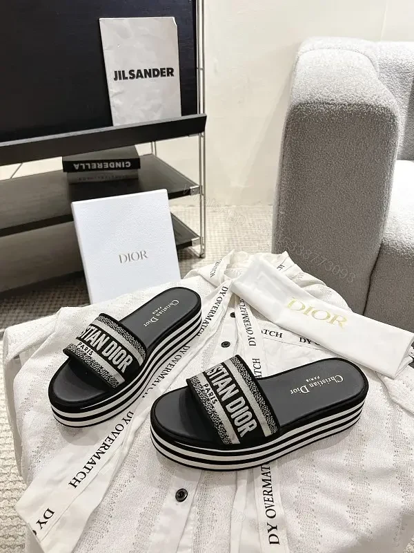 Black Fabric Casual Comfort Arch Support Sliders — view 1