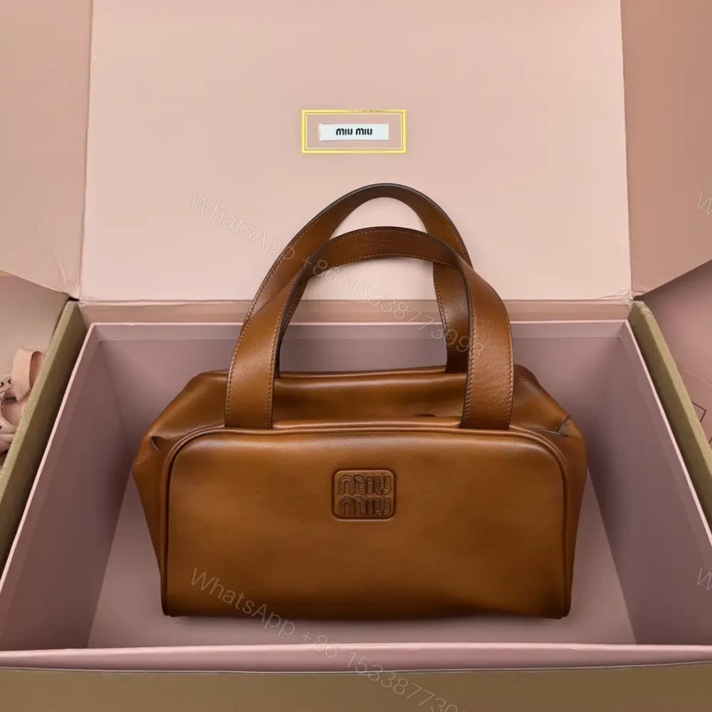高仿miumiu*5BB182小牛皮手提包干邑色免檢版 — view 1