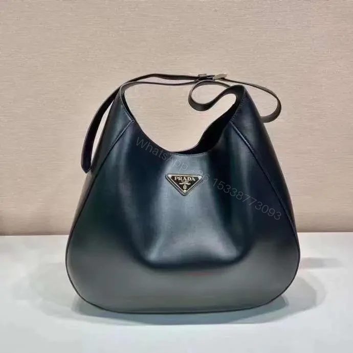 PRADA — view 1