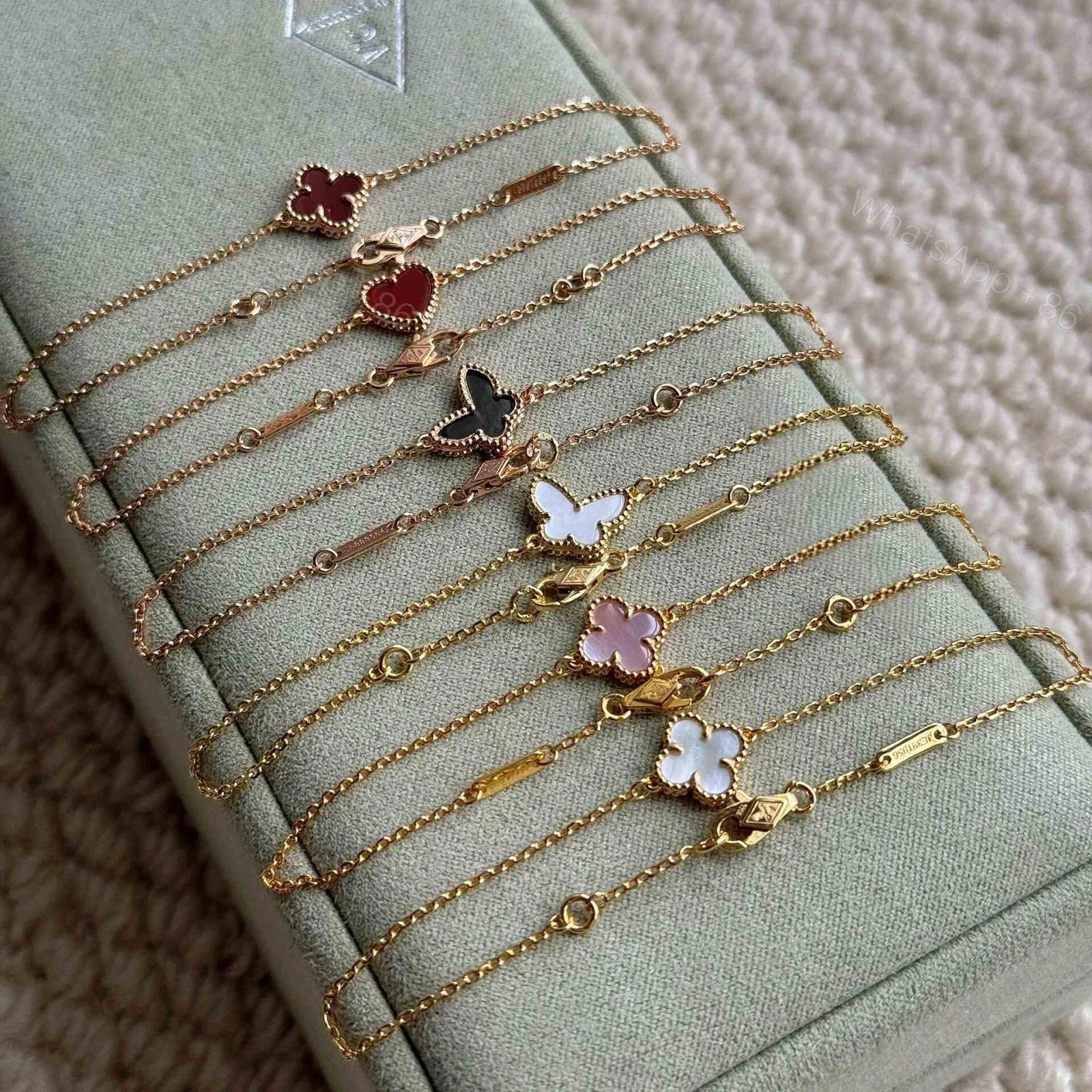 Van Cleef & Arpels Sweet Alhambra Bracelet Collection Wholesale — view 1