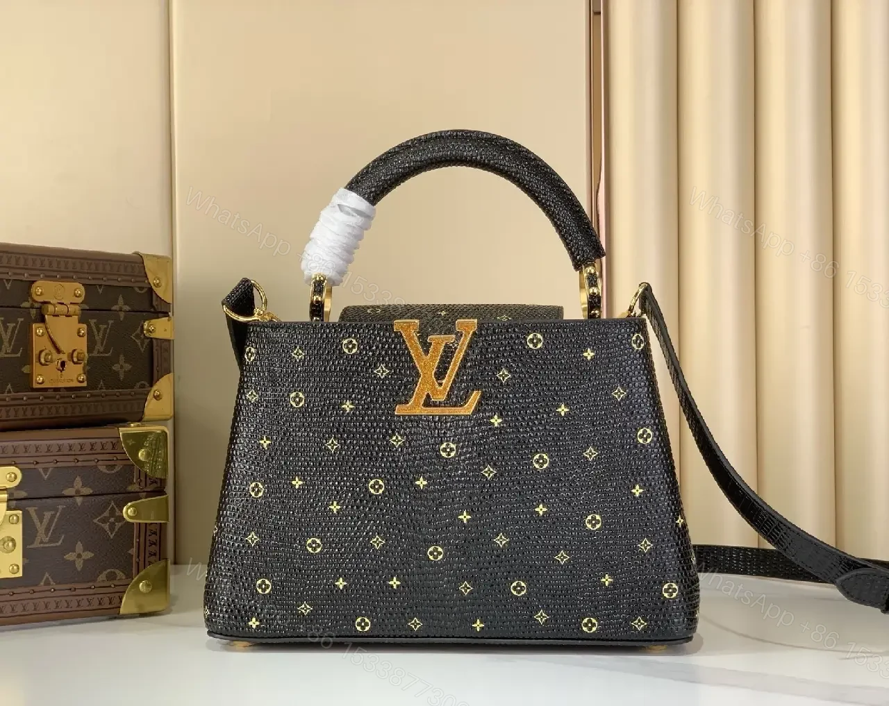 View 5 of Pebble-Grain Starry Handbag: Compact Luxe Crossbody Bag