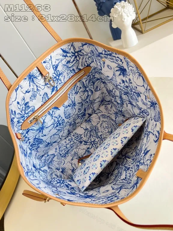 View 7 of Lightweight Canvas Tote Monogram Luxe: Signature LV-Style Tote