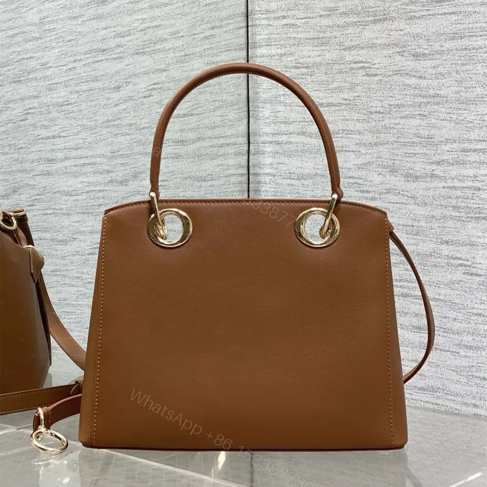 View 2 of 高仿Dior*26SS系列M0735MTU新款徽標手提包棕色免檢版