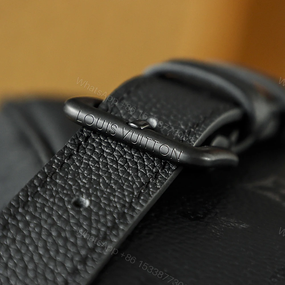 View 12 of 高仿LV*Keepall35系列M28370男士單肩包免檢版