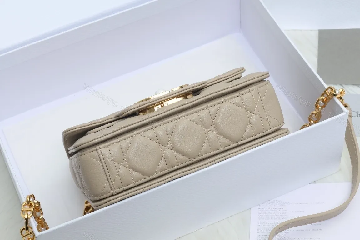 View 3 of Chic Chain-Link Quilted Mini Bag: Luxury Crossbody Elegance
