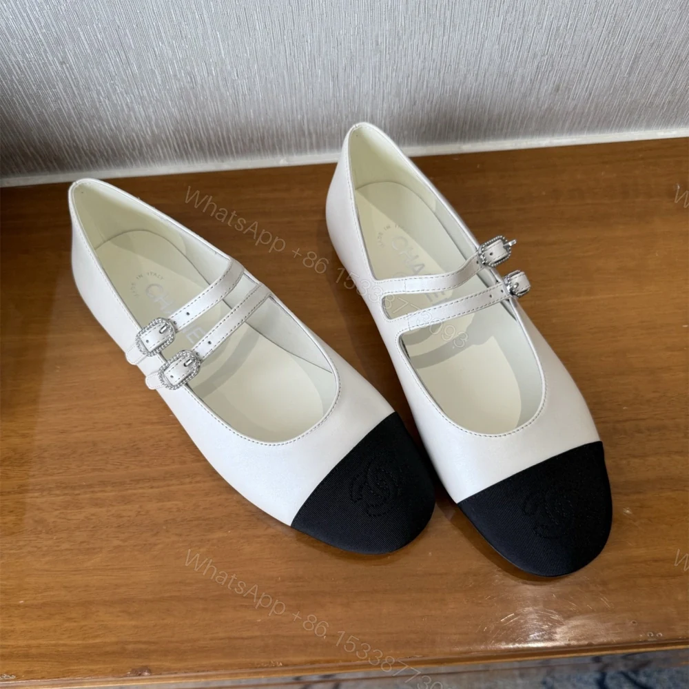 View 5 of 高仿Chanel*G45697圓頭塔扣平底鞋白色免檢版