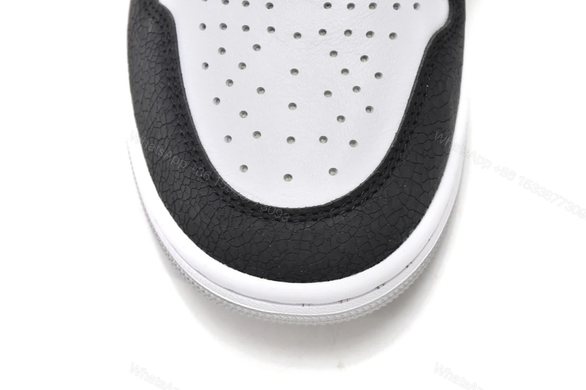 View 14 of (OG)Air Jordan 1 High OG WMNS Stage Haze 555088-108
