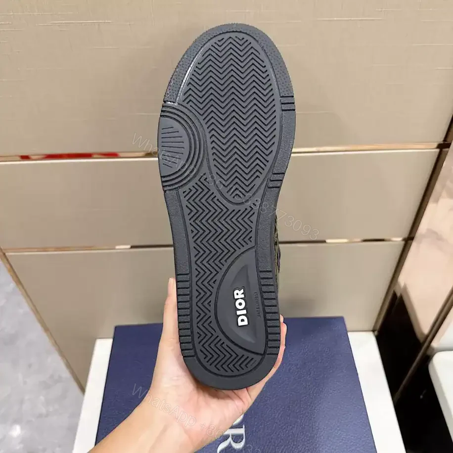 View 9 of B27 LOW-TOP SNEAKER – CD136