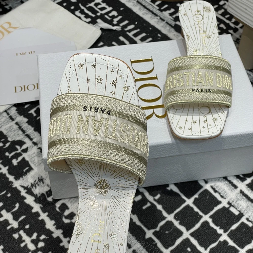 View 8 of 高仿Dior*Dway系列KCO220圓頭套腳拖鞋短踭金色星星免檢版