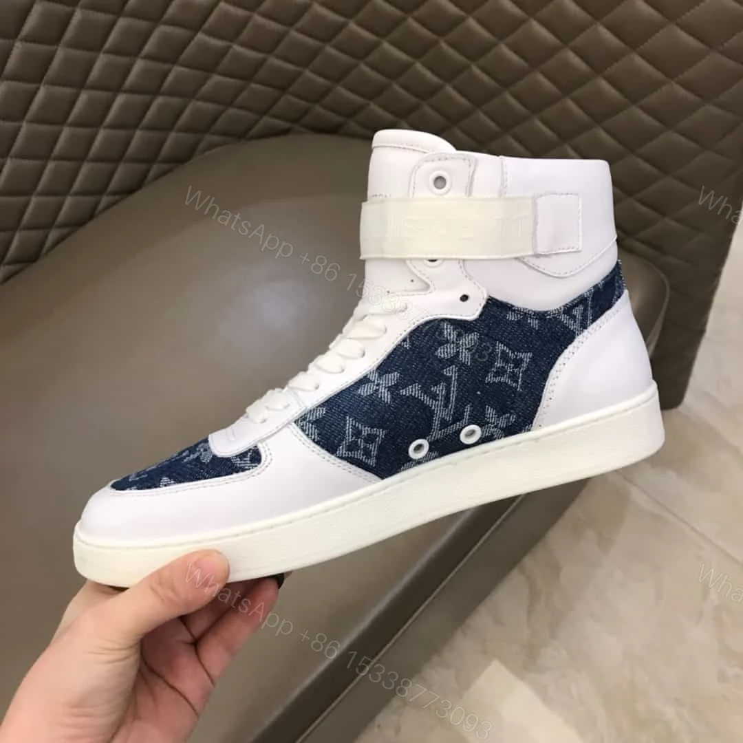 View 8 of LOUIS VUITTON RIVOLI SNEAKER – LV52