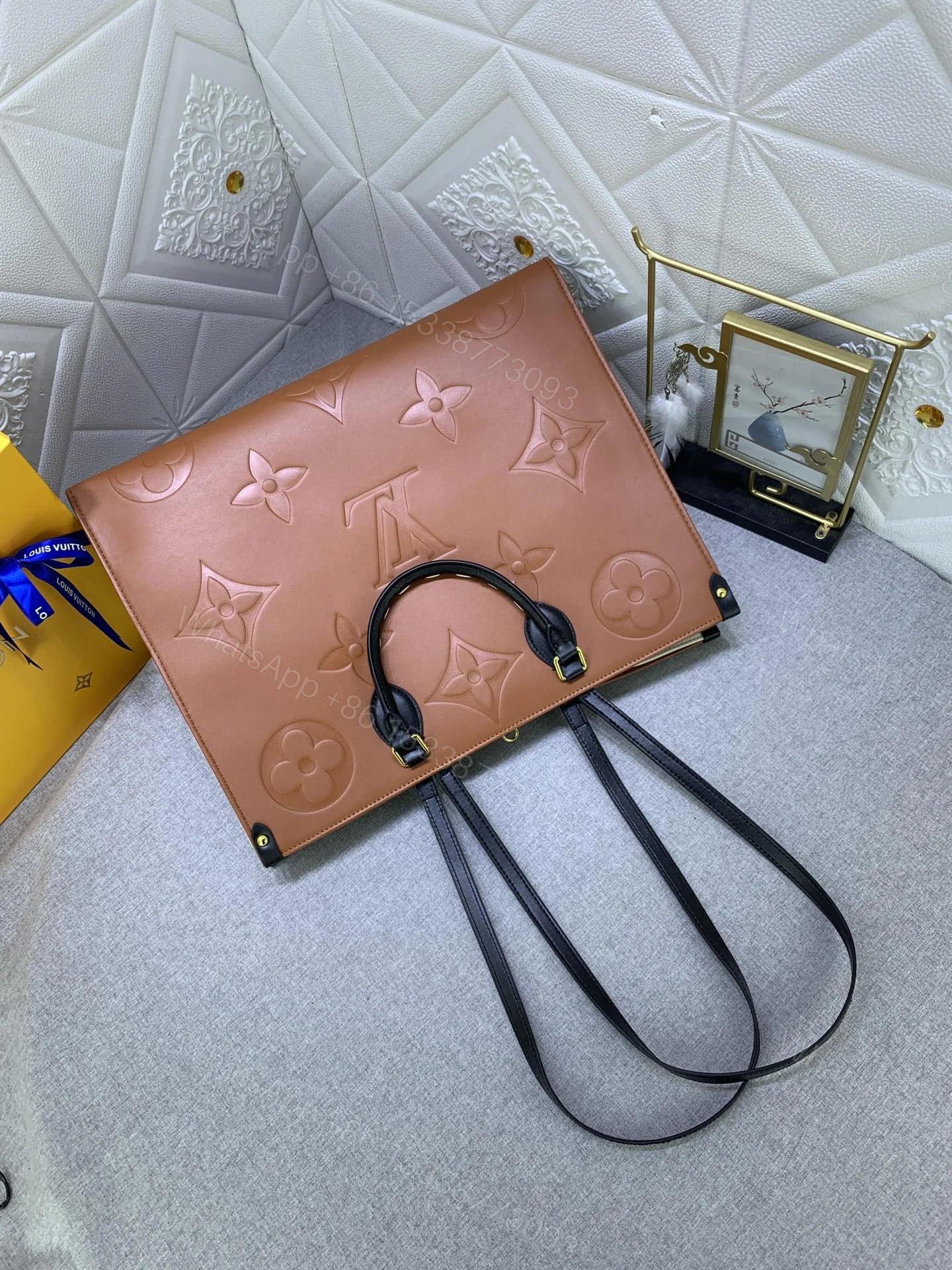 View 2 of Laveszi Luxury Bags LV 752