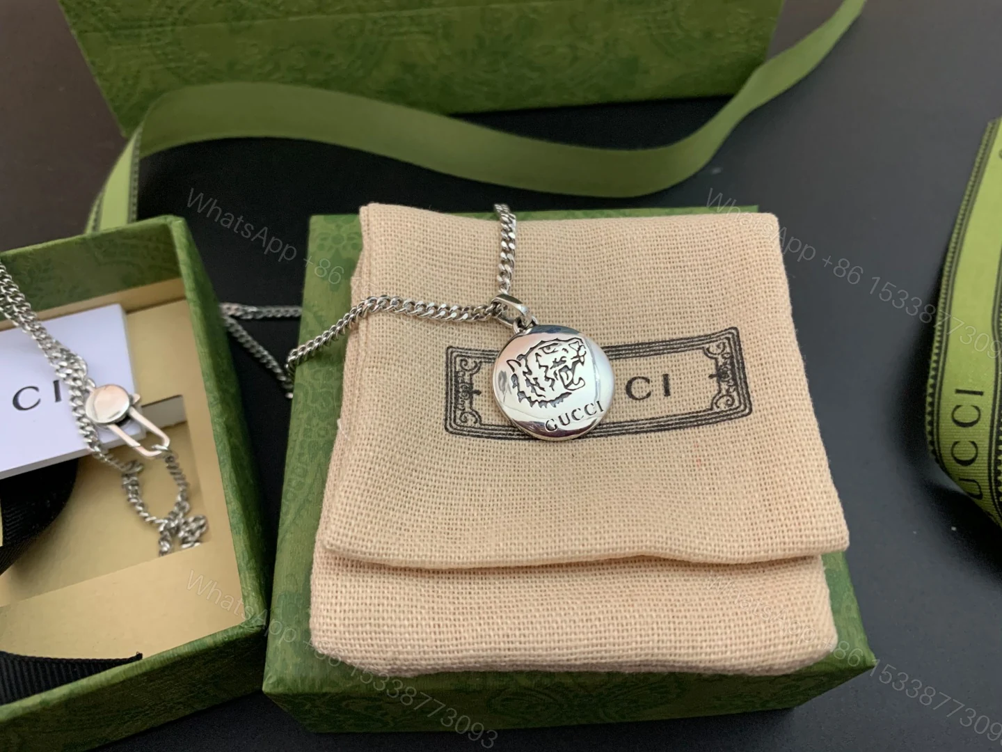 View 4 of EN – Lux Gucci Necklaces 011