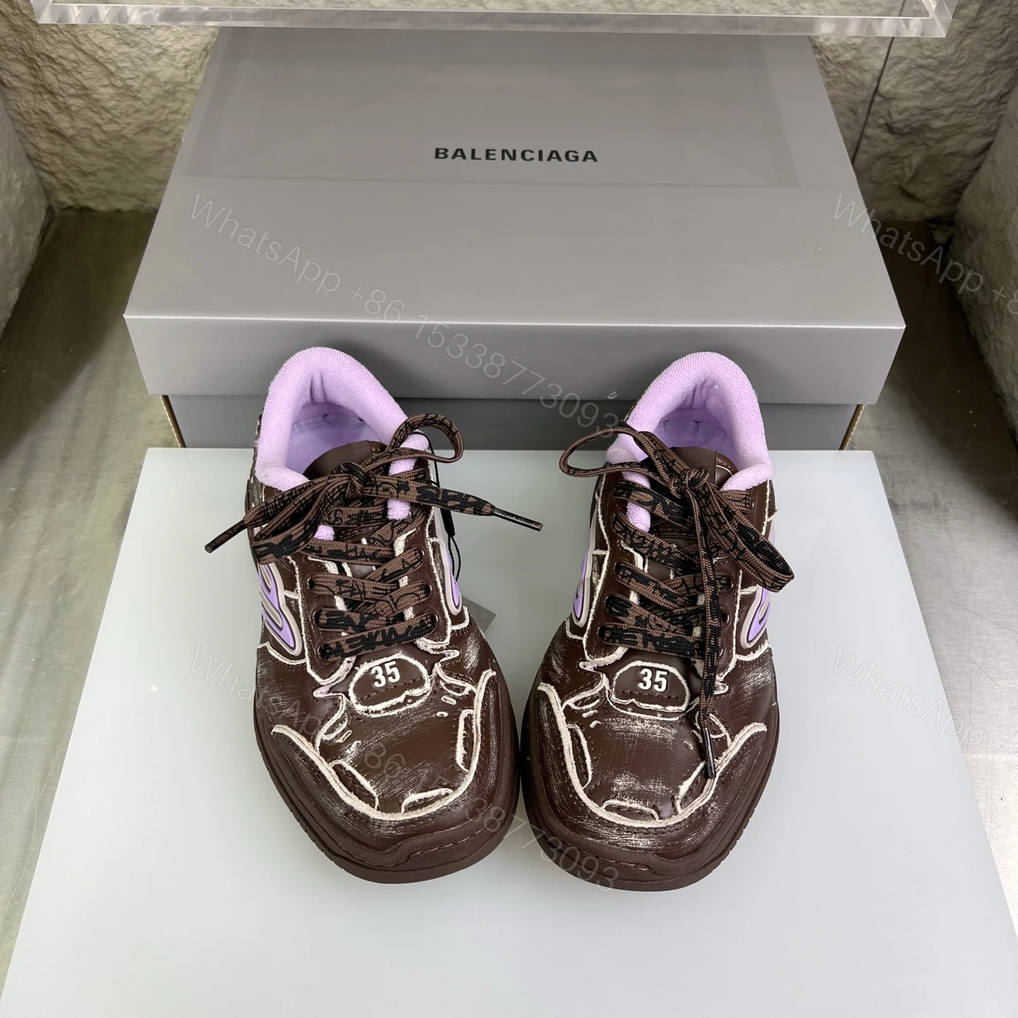 Balenciaga 高仿滑板鞋女款 咖啡紫塗鴉設計 復古刷舊街頭風格 — view 1