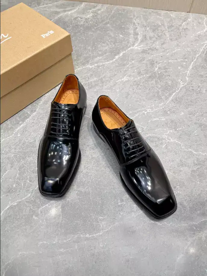 View 3 of CHRISTIAN LOUBOUTIN CORTEO – LDC013