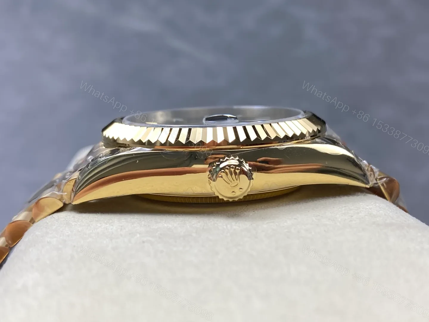 View 6 of Rolex Sky-Dweller Green Dial 336938 (Jubilee)