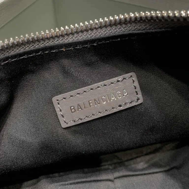 View 5 of Black Leather Sculpted Handbag â€” Premium, Versatile Designer-Inspired Style