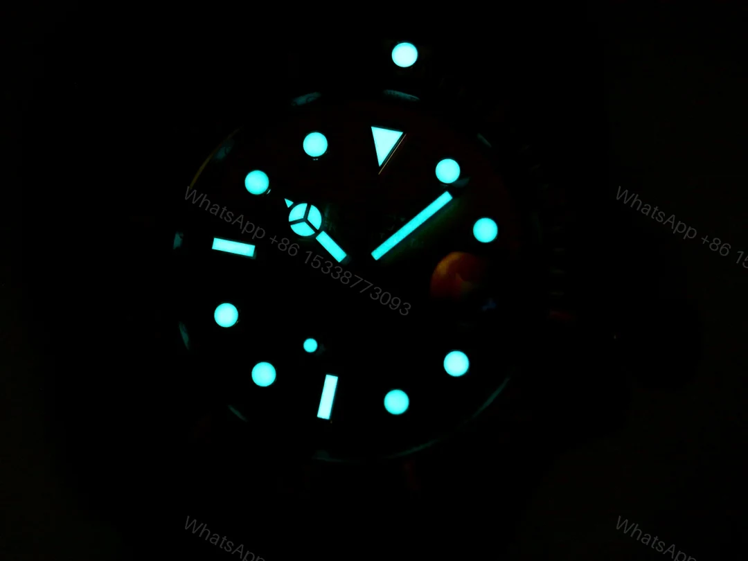 View 9 of Rolex Submariner Orange Black Replica 40MM Premium Carbon-Style Bezel Oyster Bracelet RG-ROLEX-SUB-ORANGE-BLACK-40
