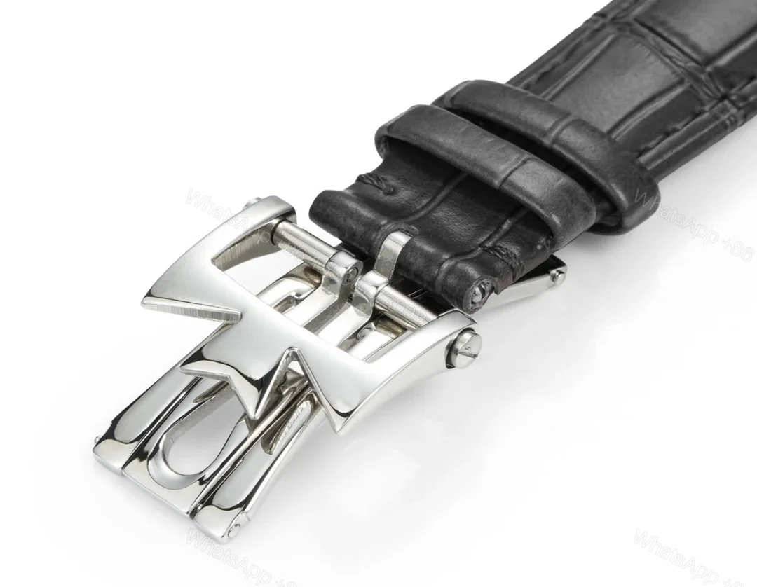View 9 of Vacheron Constantin Quai de l’Ile Self-Winding Stainless Steel / Black Dial 4500S/000A-B196