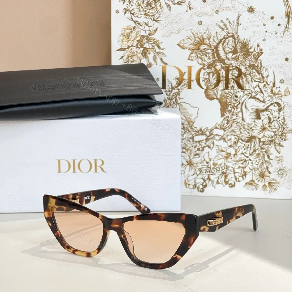 View 6 of Bold Lines Sunglasses: Black Frame, Gradient Bronze Lenses, Luxurious Comfort