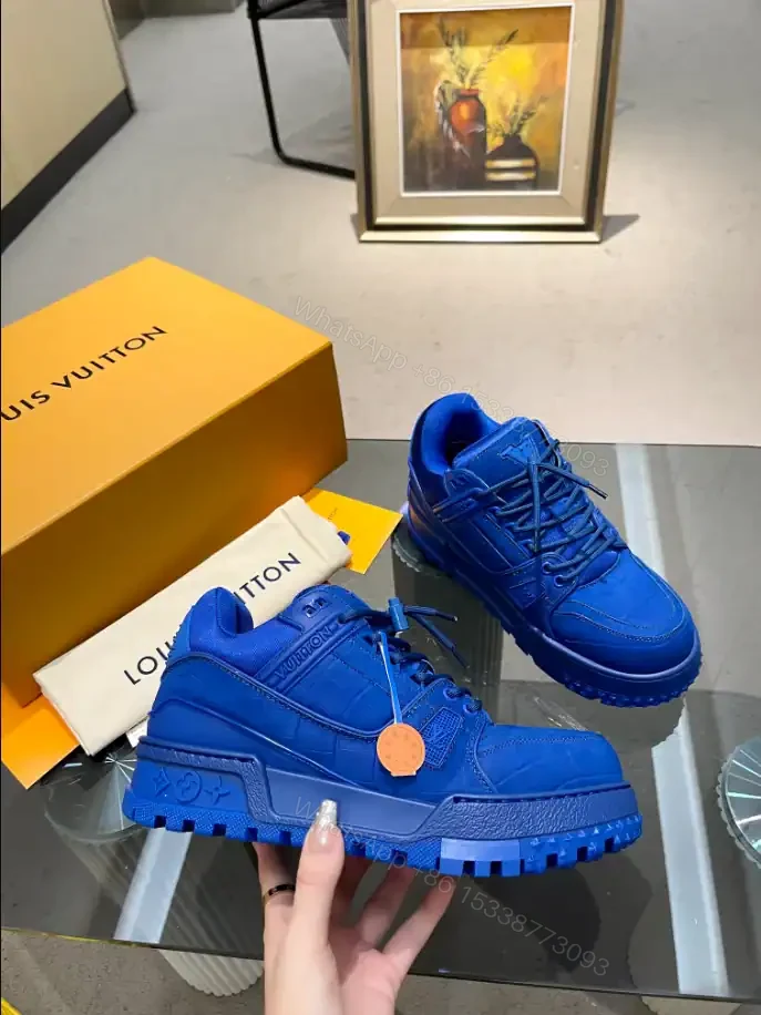 View 2 of LV TRAINER MAXI SNEAKER – LSVT417
