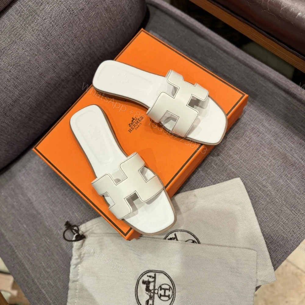 View 3 of HERMES ORAN SANDAL BLANC H021056Z 02350