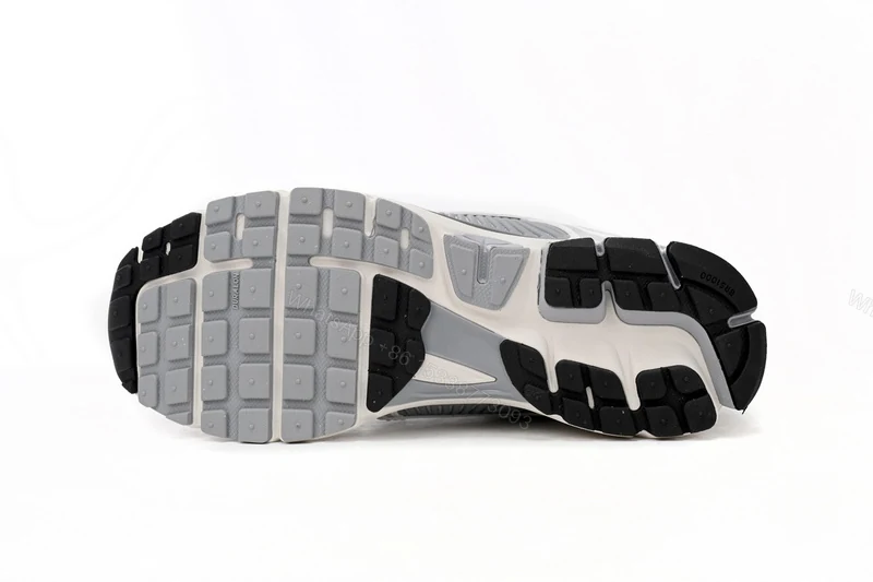 View 4 of Nike Air Zoom Vomero 5 Grie Ge FD9919-001