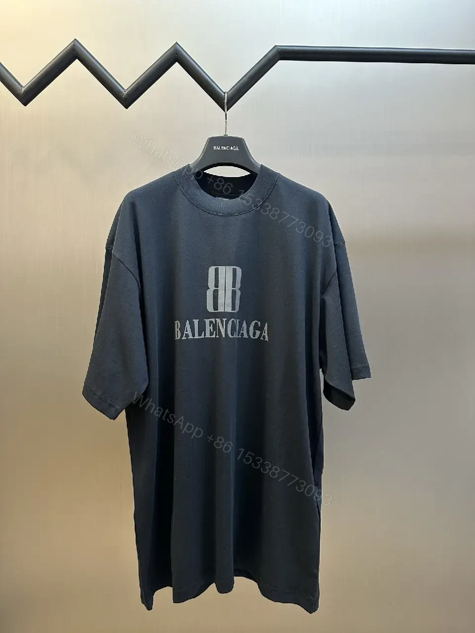 Oversized Cotton Tee – Minimalist Logo Luxury, Black — view 1