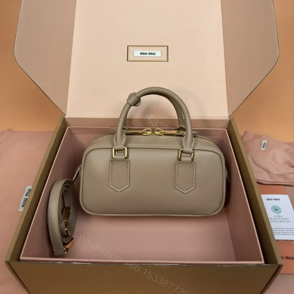 View 2 of 高仿miumiu*Arcadie系列5BB142小牛皮斜挎包沙色免檢版