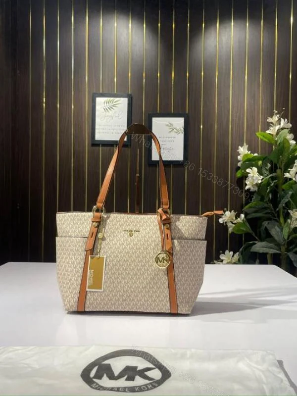 First Copy Michael Kors MK Sullivan Zipper Tote Bag Coffee & Beige — view 1