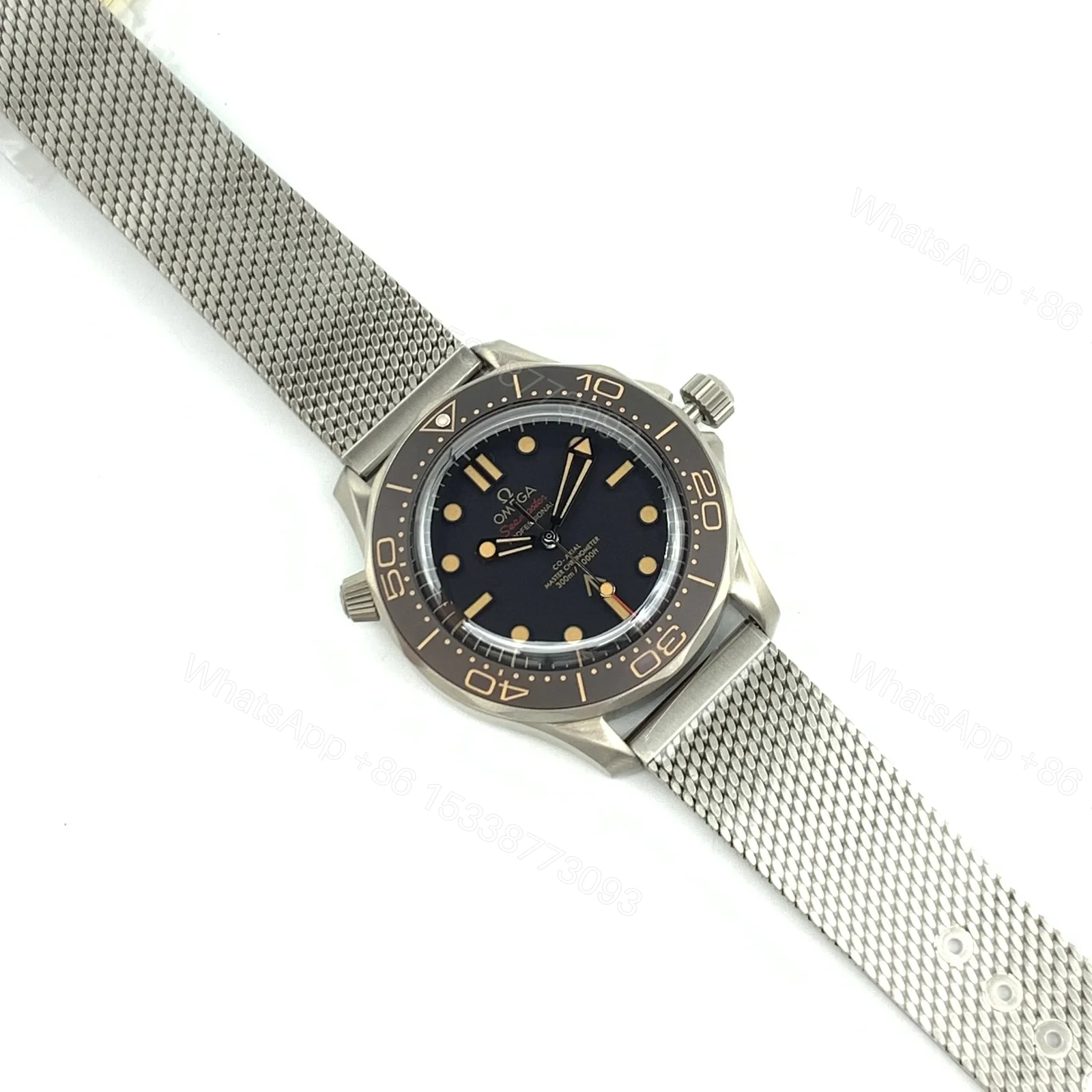 View 5 of Omega Seamaster Diver 300M Master Co-Axial 42 James Bond No Time to Die Bracelet 210.90.42.20.01.001