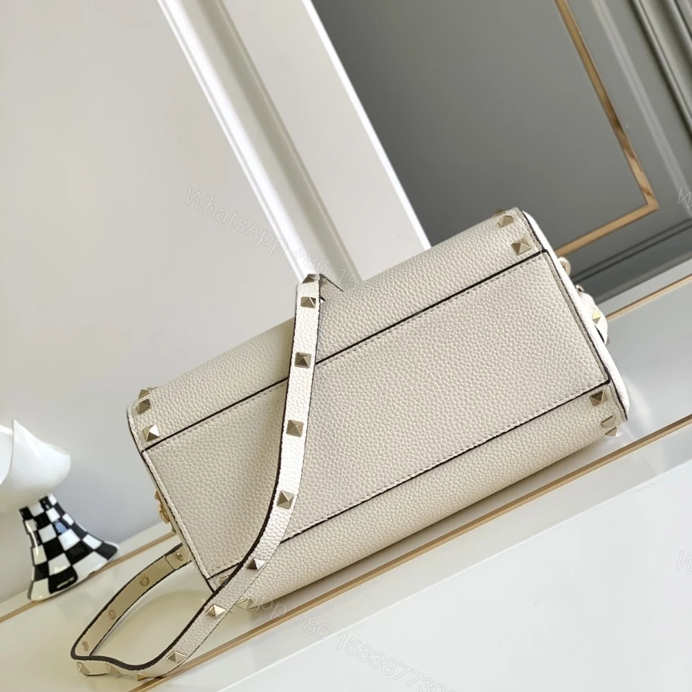 View 4 of VALENTINO CARAVANI BOLSAS ROCKSTUD GRANATO WHITE 24CM