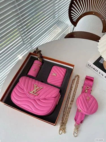 View 5 of FIRST COPY LOUIS VUITTON PINK PREMIUM GIFT SET BAG