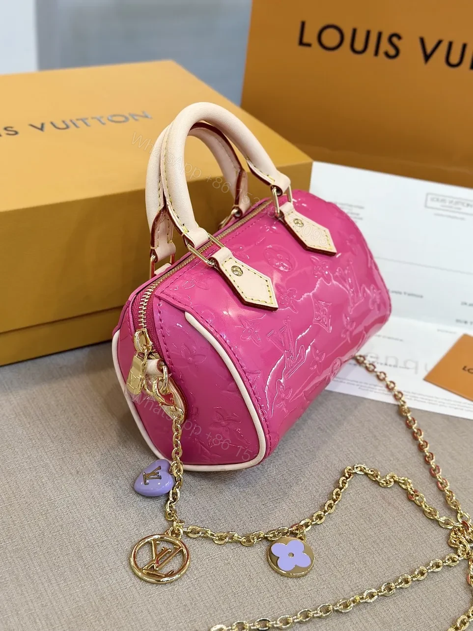 View 6 of Louis Vuitton LV Nano Speedy Pink Shiny Leather Handbags 16x10x7,5cm