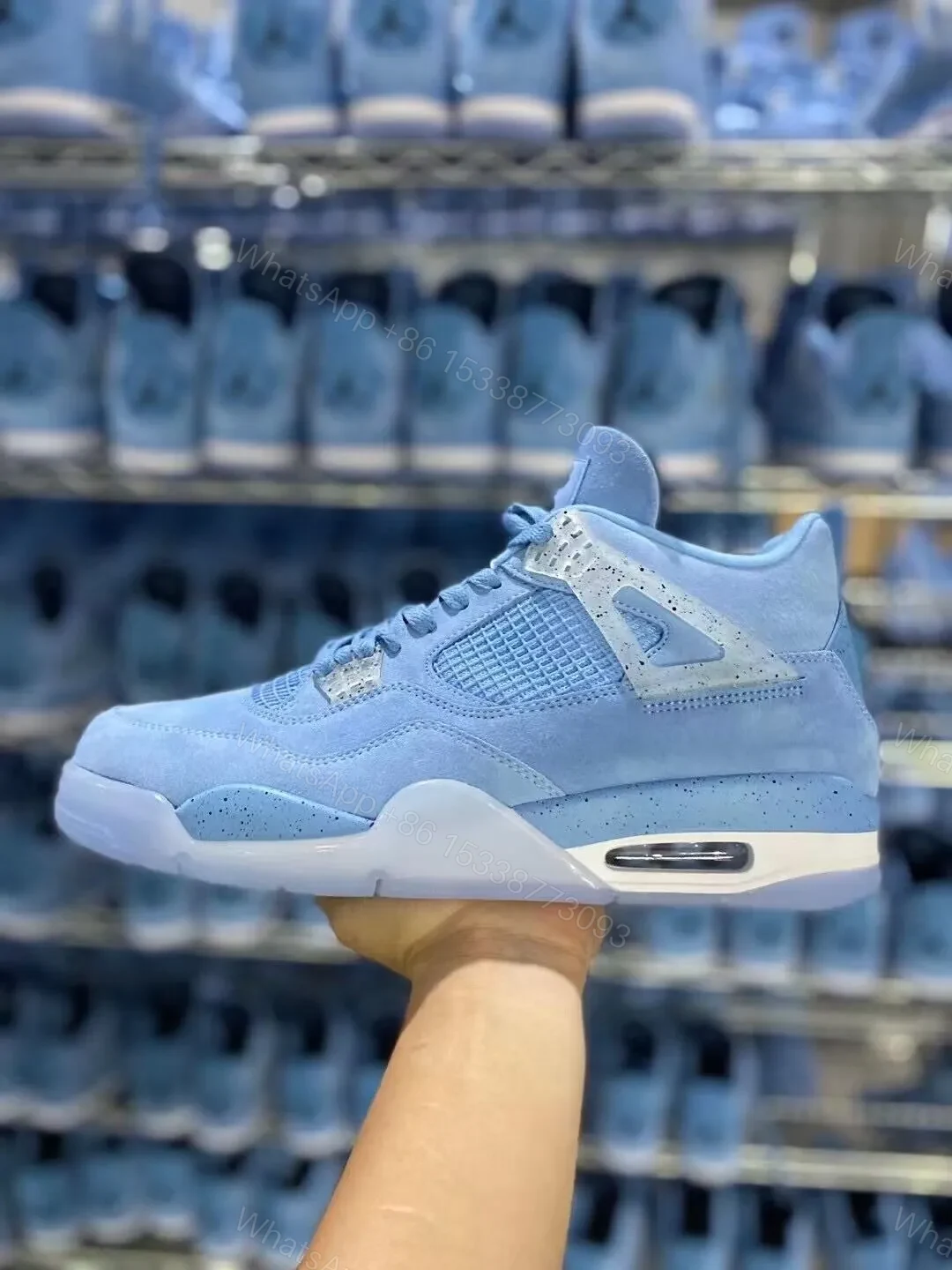 AIR JORDAN 4 new “university blue” Reps — view 1