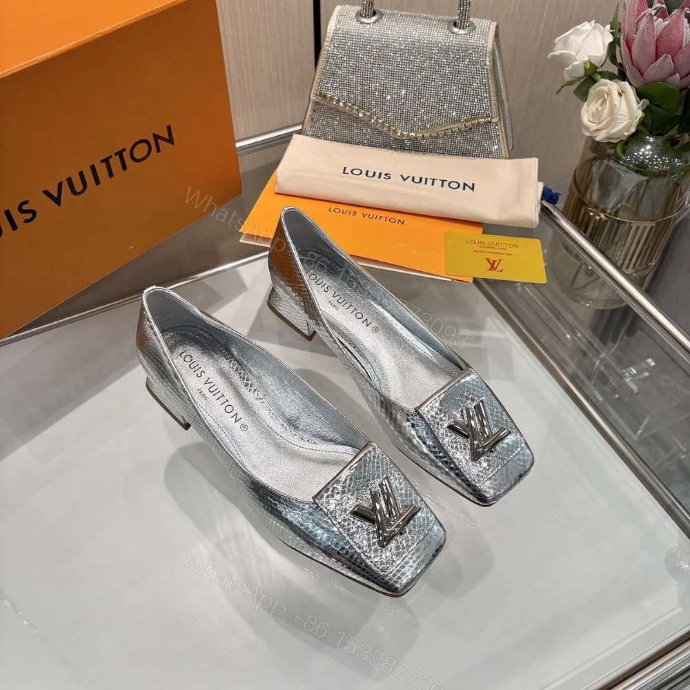View 2 of LOUIS VUITTON SHAKE PUMP SILVER