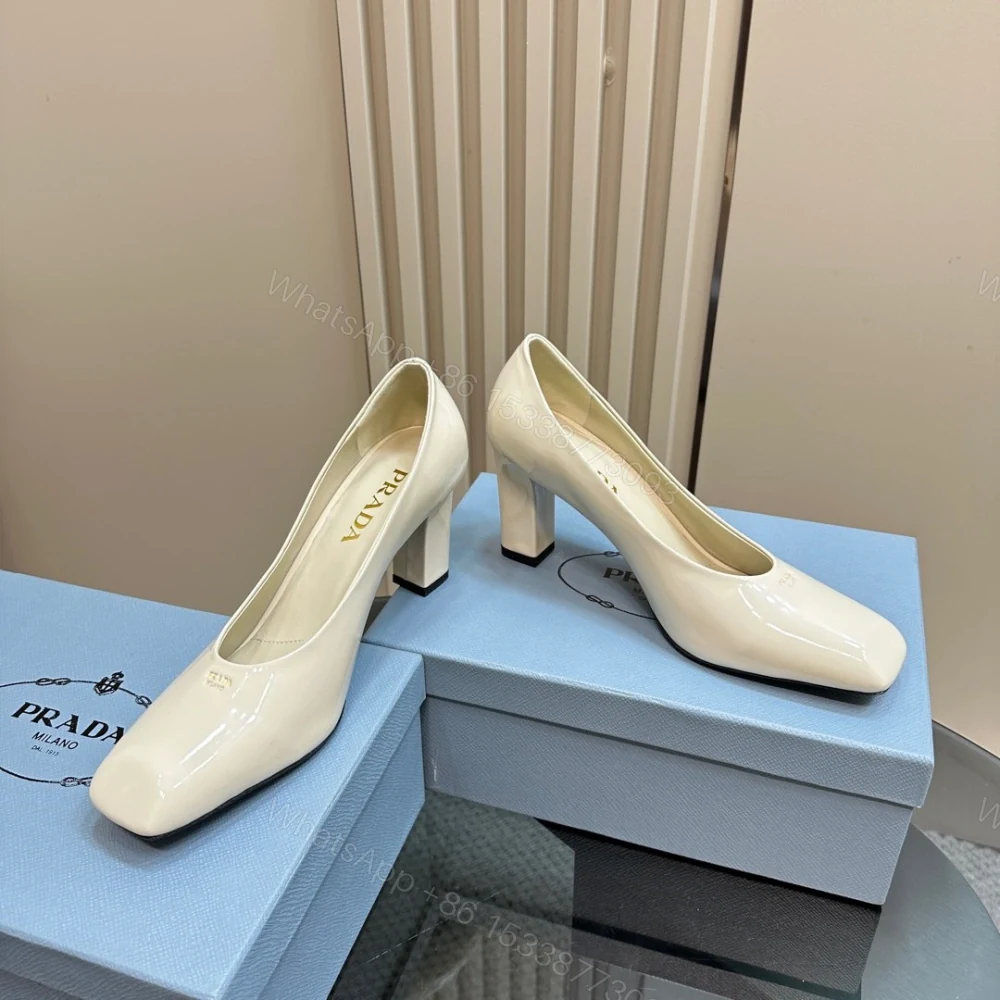 View 5 of 高仿Prada*1I837M方頭粗跟高踭鞋8.5CM漆皮白色免檢版