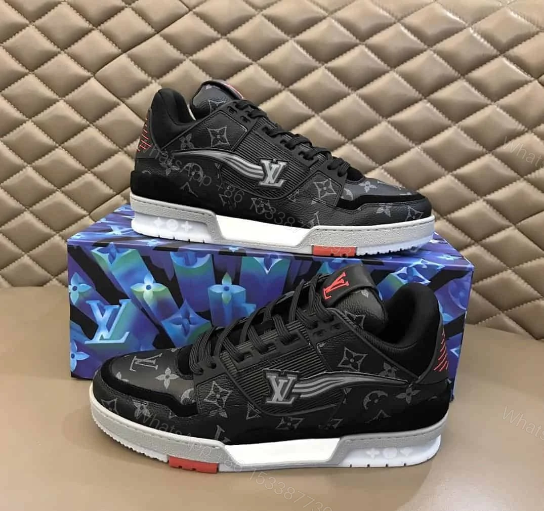 View 6 of LOUIS VUITTON TRAINER SNEAKER – LV208