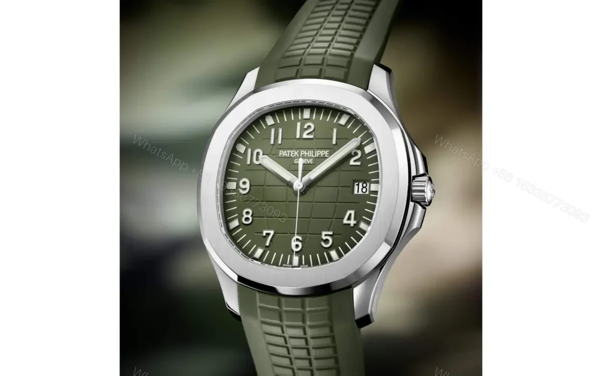 Patek Philippe Aquanaut Green — view 1