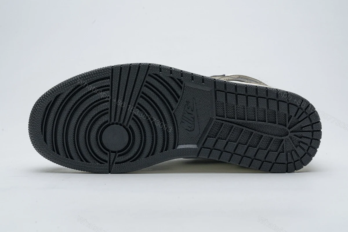 View 6 of Air Jordan 1 Retro High OG 'Dark Mocha' 555088-105
