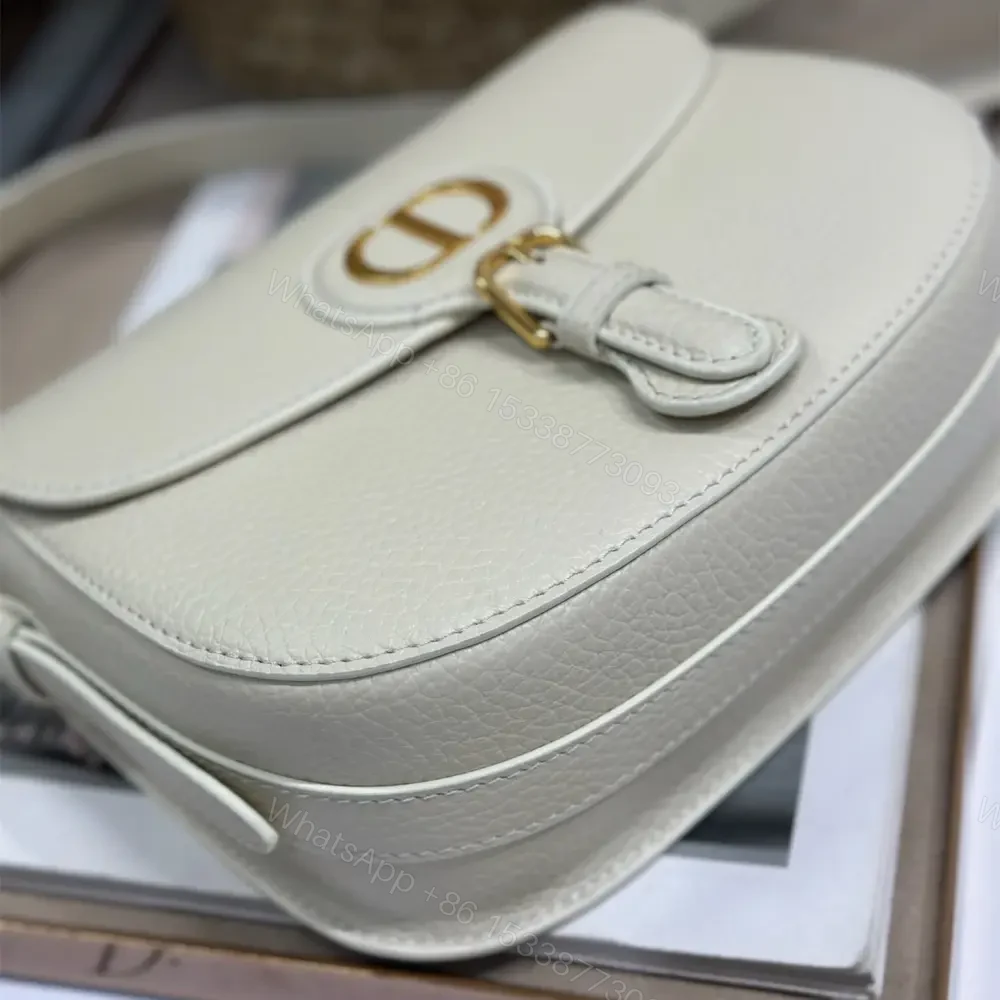 View 6 of 高仿Dior*Bobby系列M931M030牛皮斜挎包白色中號免檢版