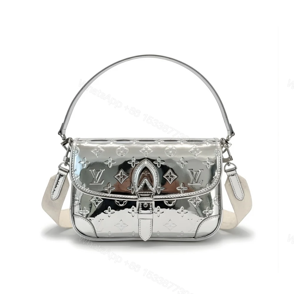Louis Vuitton Diane Monogram Silver 25Cm — view 1