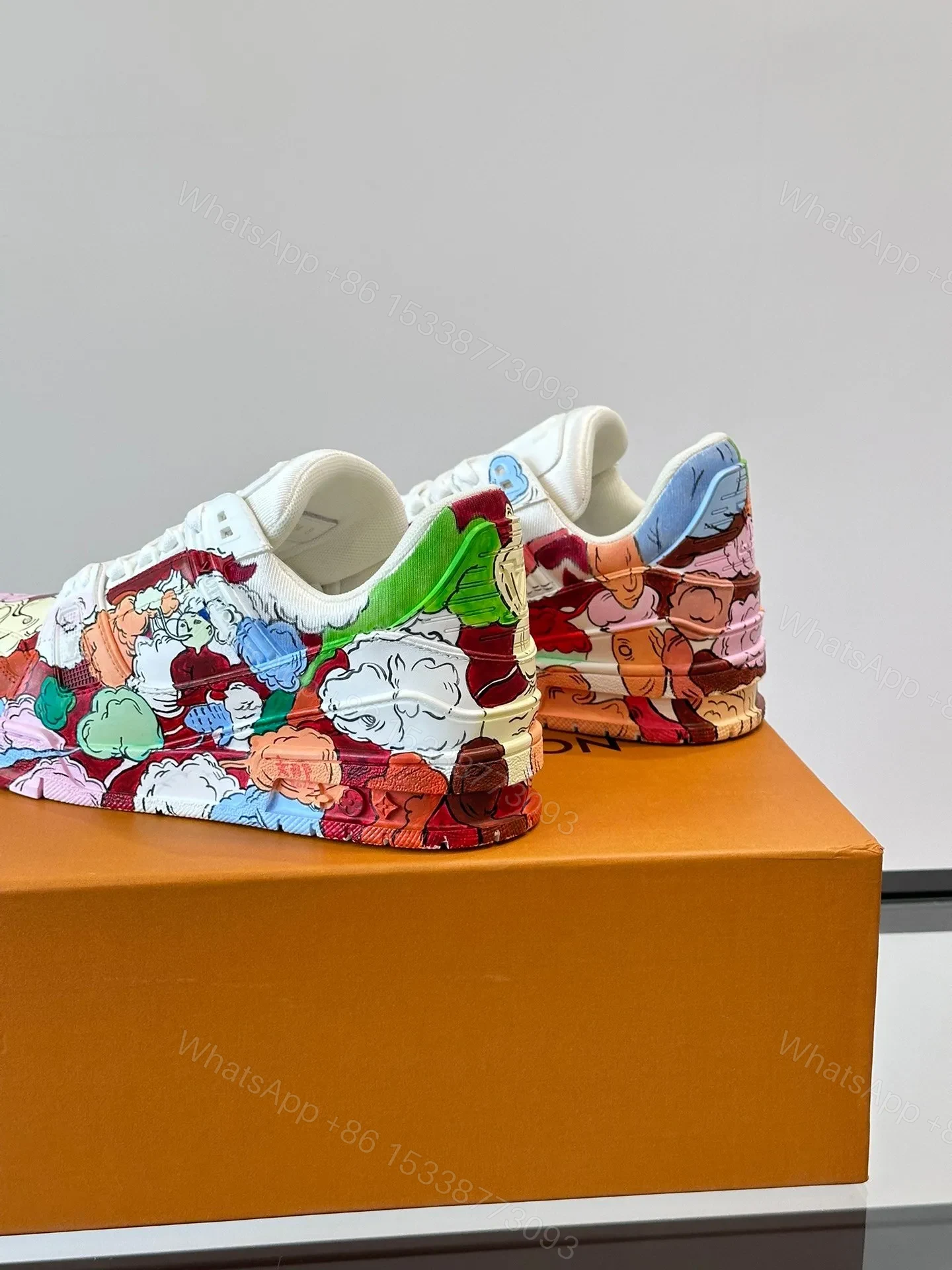 View 5 of LV Men Multicolor Leather Sneakers