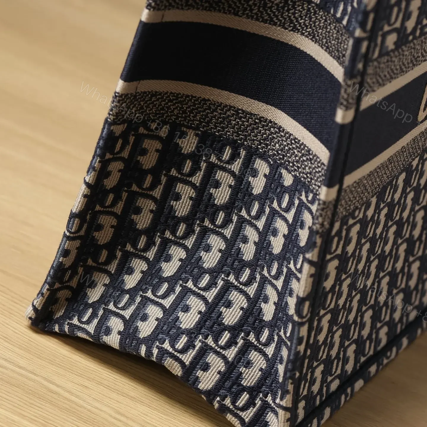 View 15 of 高仿Dior*BookTote系列Oblique印花經典款L免檢版